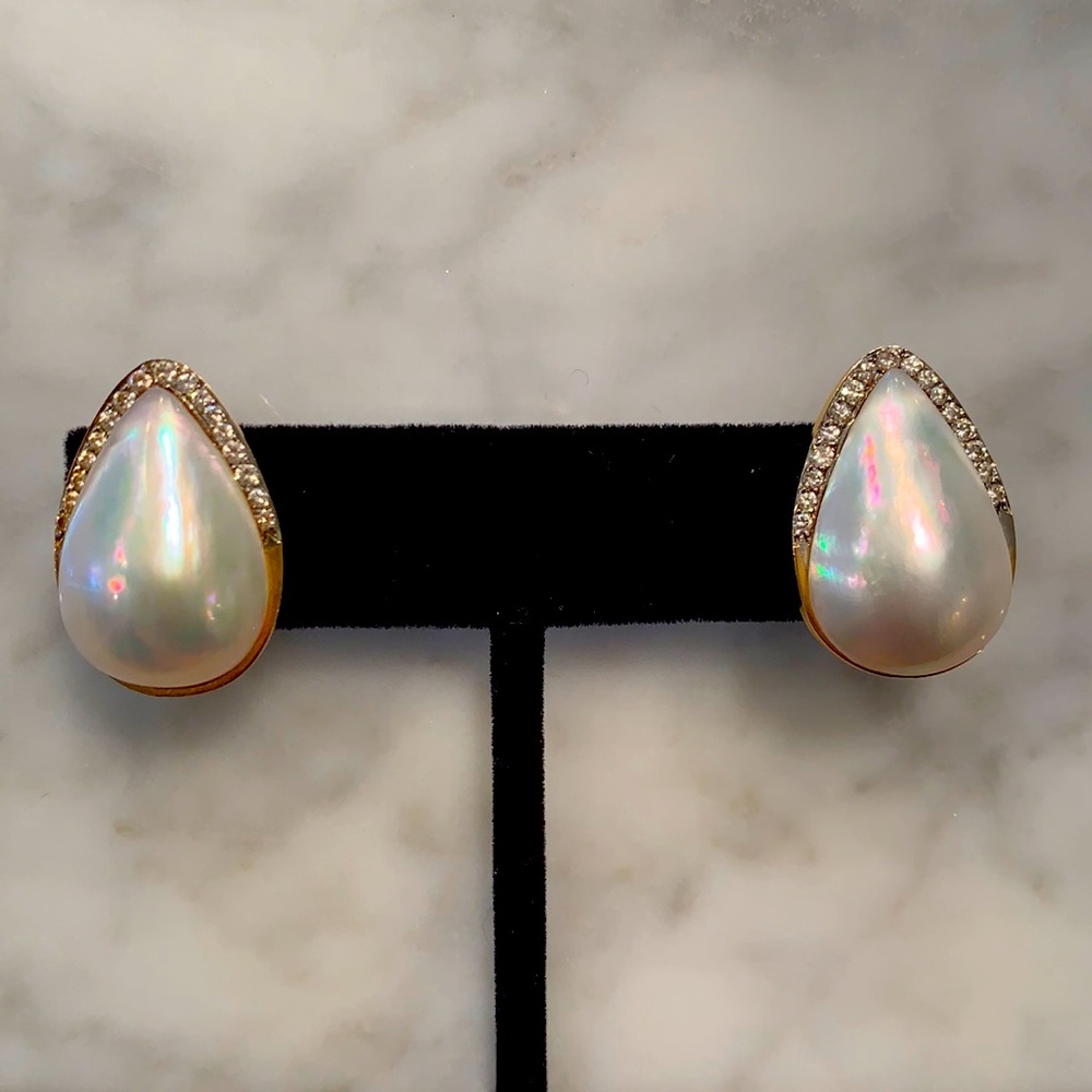 BEAUTIFUL ESTATE 14K YG WHITE MABE PEARL & DIAMOND EARRINGS